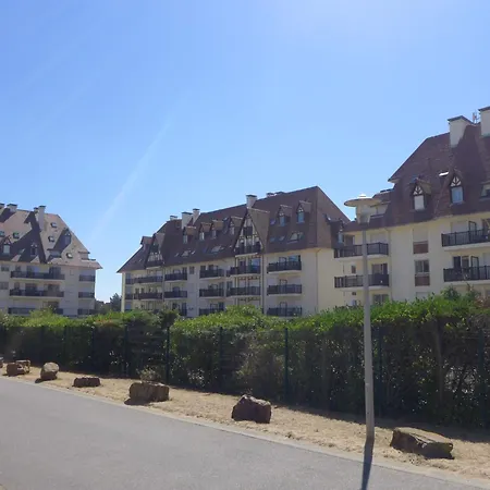Les Normandieres-25 By Interhome Apartman